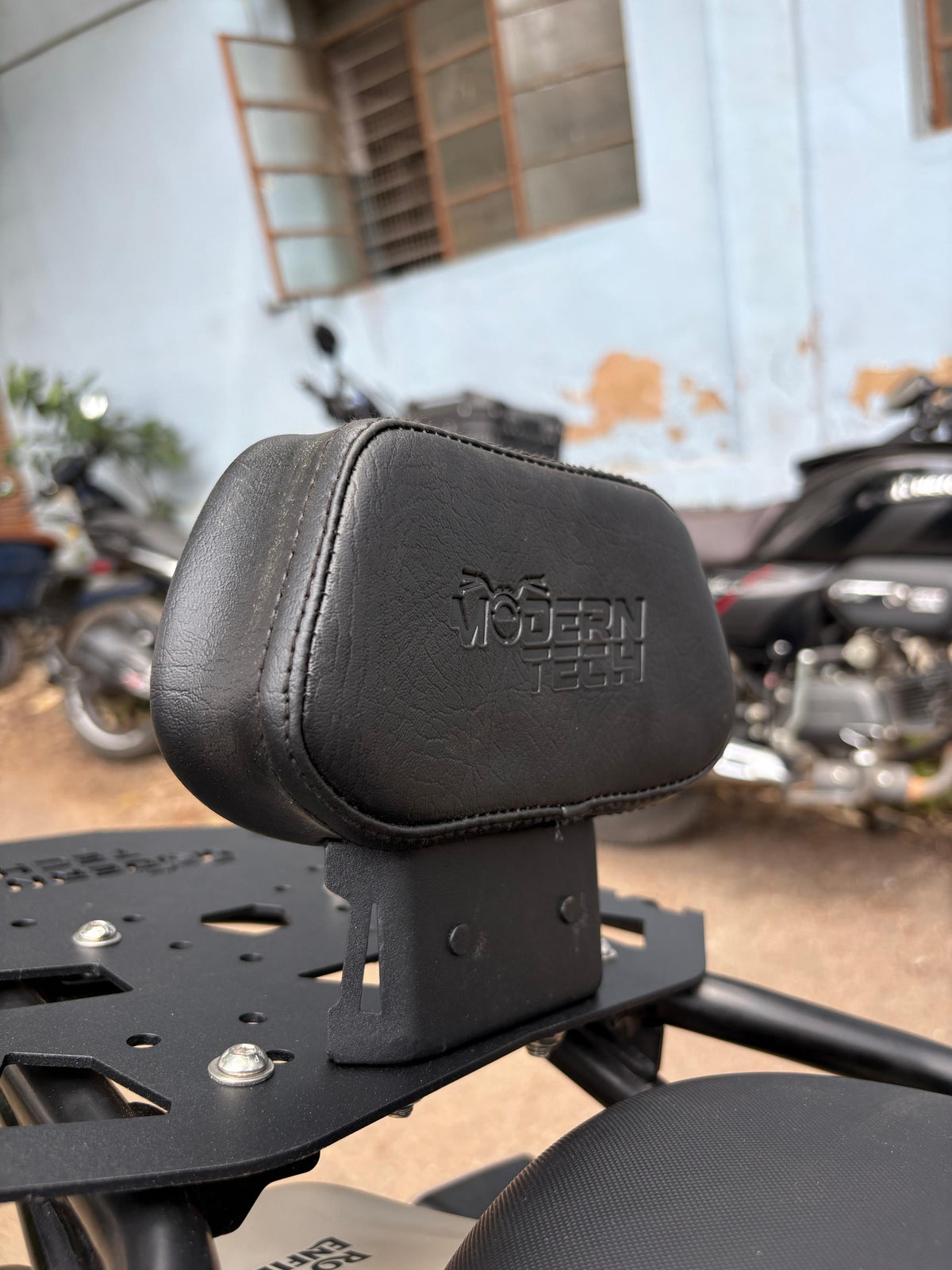 Top Rack with Back Rest for Himalayan 450