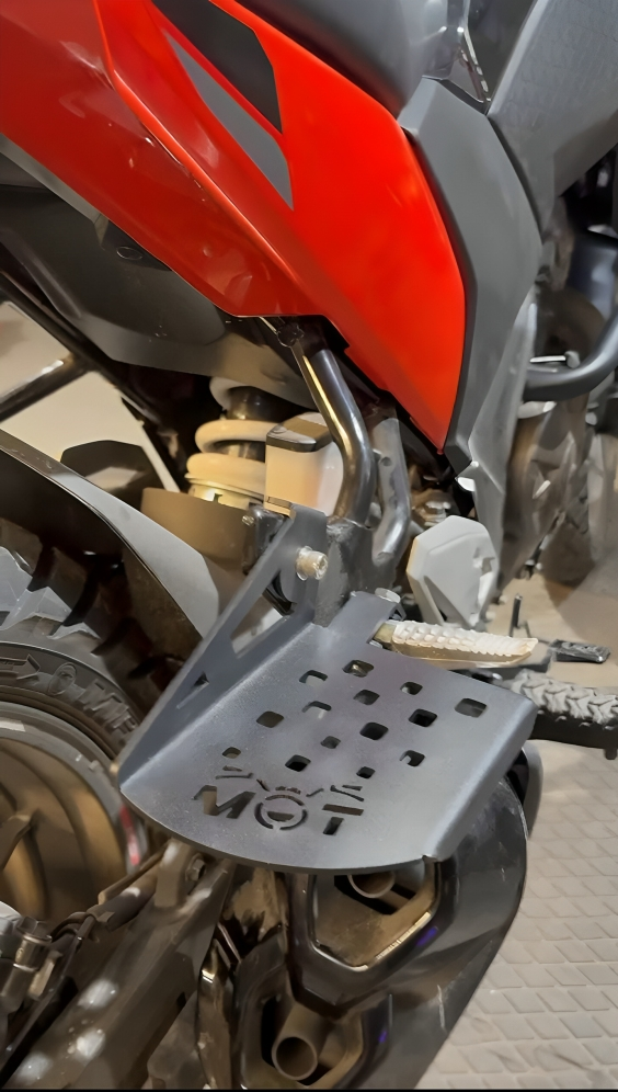 Foot Rest  / VSTROM